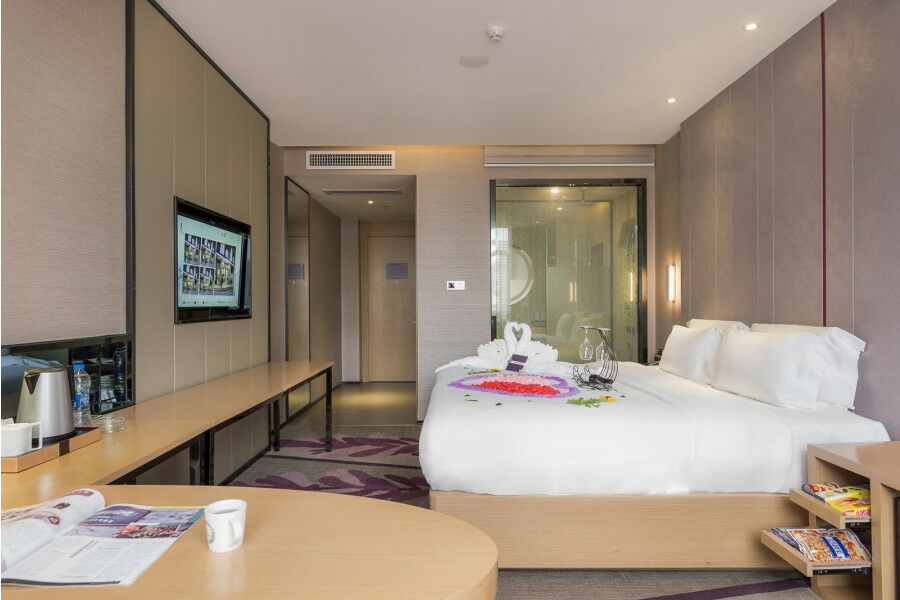 Lavande Hotel Baiyun International Airport Branch Guangzhou Bagian luar foto